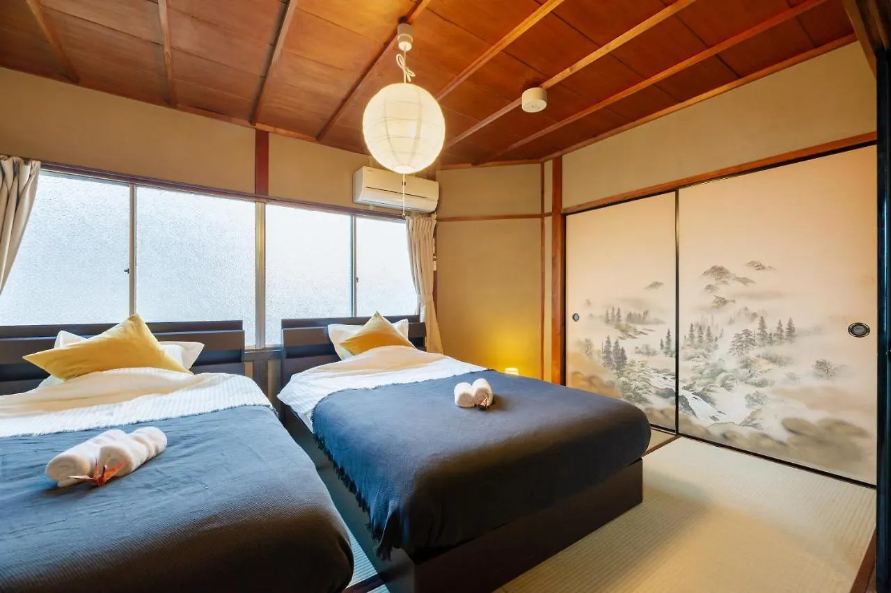 Rou Villa Kyoto 0*,  Japan
